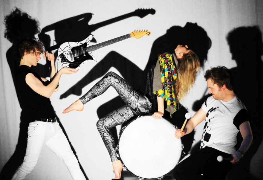 arp-attack-press-shot-2012