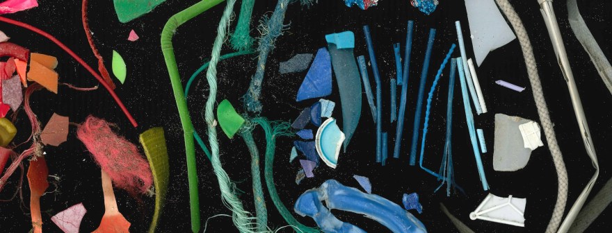 multicoloured plastic strip 2